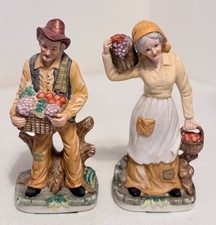 Vintage UOGC elderly man and woman farmer Figures 9.5