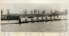1930 Press Photo Oxford crew loses to Cambridge on Thames River - net25365 picture