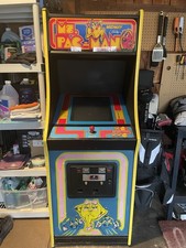 Midway Ms. Pac-Man Upright Coin-Op Video Arcade Machine Cabinet picture