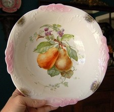 CHARMING BAVARIAN GERMANY FRUIT MOTIF LARGE SCALLOPED EDGE PINK LUSTRE BOWL #18 picture