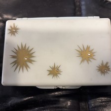 Vintage 1960’s Tissue box & compact picture