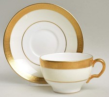 Minton Buckingham Cup & Saucer 6795012 picture