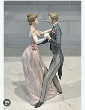 Lladro 'Anniversary Waltz' Porcelain Figurine #5074 in Original Box picture
