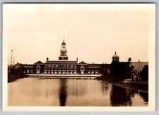 Vtg B&W Snapshot Group Visiting Henry Ford Museum Independence Hall Pond 1930s picture