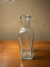 Dr J H McLean’s Volcanic Oil Liniment Bottle picture