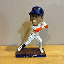 Delta Exclusive Juan Soto New York Mets MLB Baseball Bobblehead Figure picture