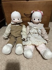 Vintage  PRECIOUS MOMENTS 1981 Porcelain Doll 