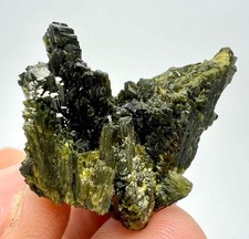 65 CT Extremely Beautiful Epidote Crystals Cluster Specimen From Pakistan A42 picture