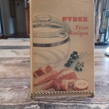 Vintage 1950's Pyrex Cookbook Collectible  picture