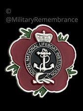 Royal National Lifeboat Institution RNLI Remembrance Flower Lapel Pin (P89) picture