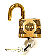  Vintage Yale Brass Padlock w/Key Hardened Shackle USA Lock picture