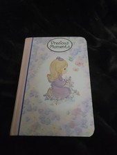 Vintage 1999 Precious Moments Bible Small Hands Edition NKJV Thomas Nelson Kids picture
