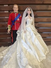2 Paradise Galleries Royal Wedding Prince William Princess Catherine Bride Dolls picture