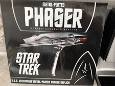 2011 Quantum QMX STAR TREK PHASER Metal Plated Replica New Open Box Fast Ship picture