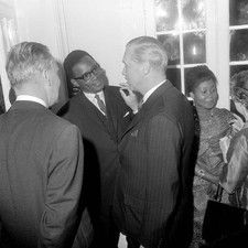 Sir Richard Hull Britain's Chief of the General Staff talks Gener 1964 Photo picture