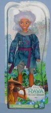 DISNEY Raya and The Last Dragon SISU Human Fashion Doll 10