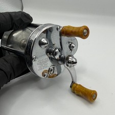 Vintage Pflueger Skillkast No. 1953 Baitcasting Fishing Reel USA Working picture