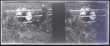 France Family Amateur NEGATIVE Photo Glass Plate Vintage VR11a25 picture