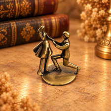 Mini Vintage Brass Proposing Couple Statue Ornament Collectible CUTE GIFT DECOR picture