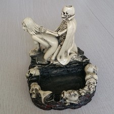 Creative decoration Skeleton Ashtray Sexy Girl Sexy Ashtray Send Boyfriend Gift picture