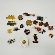 Lot of 14 - Vintage VFW Pins/Badges/Tie Bar/Etc Veterans Foreign Wars picture