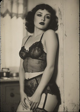 Vintage Risque  Pinup Portrait 4x6 Photo picture