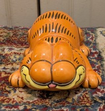 1981 Enesco Garfield Ceramic Figurine Original Gold Label picture
