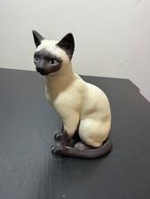 Andrea by Sadek Siamese Cat Figurine 5.5” Tall Vintage #8290 Foot Marking picture