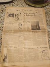Vintage 1958-1959 Newspaper Lot (3) Space Race Cold War Alaska Statehood Castro picture