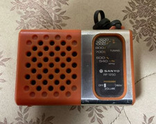 SANYO RP1250 Transistor Radio Analog Tuning AM Pocket Radio Orange DC3V picture