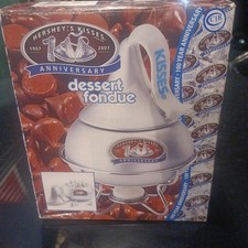  2007 Hersheys Chocolate Kisses Fondue Set Never Used Candy Advertising 100th picture