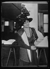 Photo:New York City Dora de Phillippe 1910s WWI Leather Vests for Sammies picture
