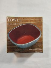 TOWLE Silversmiths Dolce Collection Square Aluminum Fluted Crimson Bowl 5 Inches picture