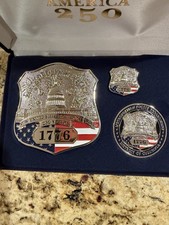 Freedom 250 Badge Commemorative Set DC Police Gold  picture