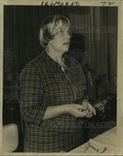 1966 Press Photo Ruth E. Ward, YWCA young adult program consultant - noo68123 picture