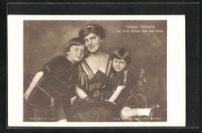 Postcard opera singer Mafalda Salvatini with her sons Rolf and Horst  picture
