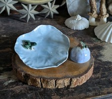 Vintage Royal Copenhagen Porcelain Lily Pad & Rock 2477 507 Trinket Ring Dish picture