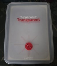 Tupperware: Transparent picture
