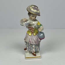 Vintage Meissen Porcelain G6 Girl Pouring Wine Jug Acier Figurine Crossed Swords picture