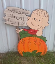 BOY IN PUMPKIN PATCH HALLOWEEN WELCOME GREAT PUMPKIN WOOD OUTDOOR LAWN SIGN picture