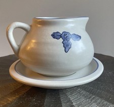 Pfaltzgraff Yorktowne Gravy Boat & Underplate Vintage Cottage Core Cozy Home picture