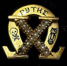 Nice older Chi Omega Sorority Pin Pearls  picture