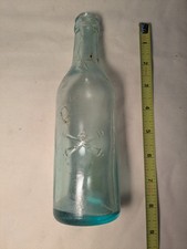 RARE Anheuser Busch Aqua Glass Beer Bottle  w/ 4th Artillery Army cannons Emblem picture