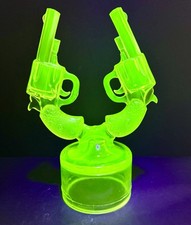 Vaseline Uranium Glass Revolver Gun On Font Possibly Rosso, WestMoreland, Summit picture