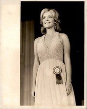 LG929 '73 Original Jim Strickland Photo WANDA MCLEOD Miss North Carolina Pageant picture