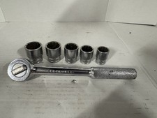 Collectors Tools VintageS-K Tools USA vintage Ratchet 42470 And New Brit Sockets picture