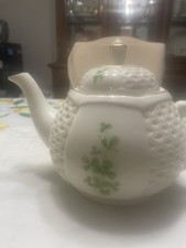 Vintage Donegal Teapot. Made In Ireland with Lid. Excellent Condition picture