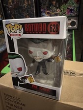 Funko Pop Vinyl: DC Universe - The Joker with Gun #628 picture