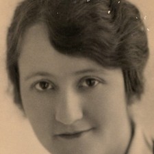 1930 Jackson Studio 8
