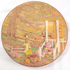 VTG Byron Molds Wall Hanging Harvest Scene 10